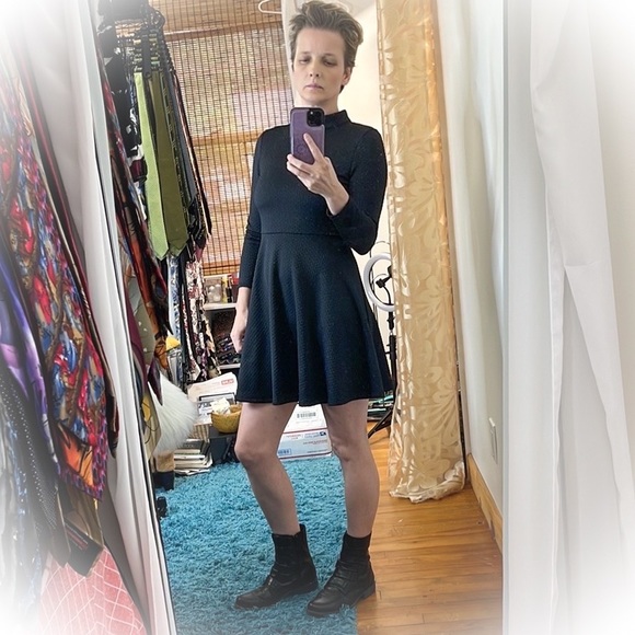 💕NWT Free People LBD key hole in back💕 - Picture 3 of 10